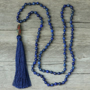 "Akzeptanz" Halskette in Lapis-Lazuli